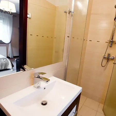 Ubytování v soukromí Aldian Goscinne *