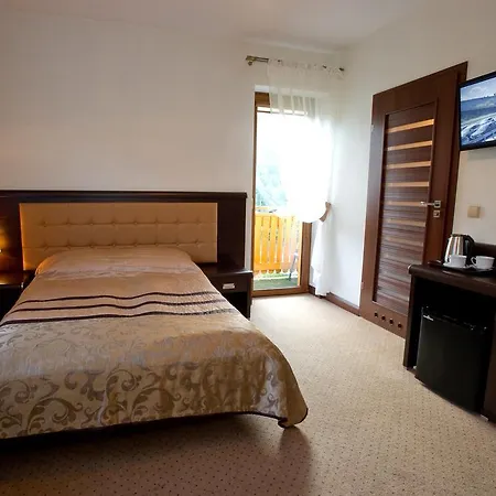 Проживание в семье Aldian Pokoje Goscinne Щирк