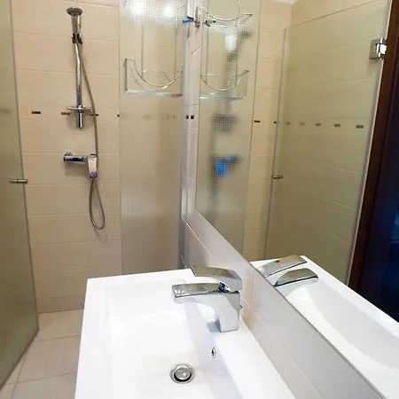 Проживание в семье Aldian Pokoje Goscinne