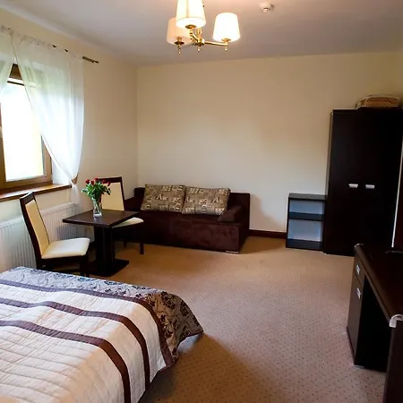 Aldian Pokoje Goscinne * Щирк