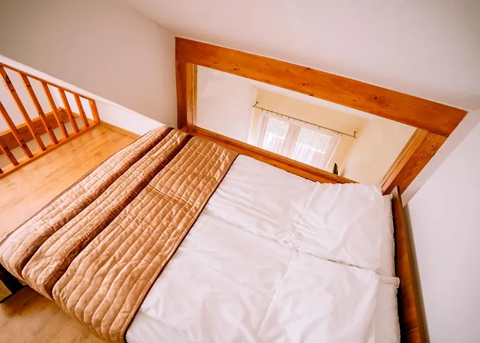 בית אירוח Aldian Goscinne *